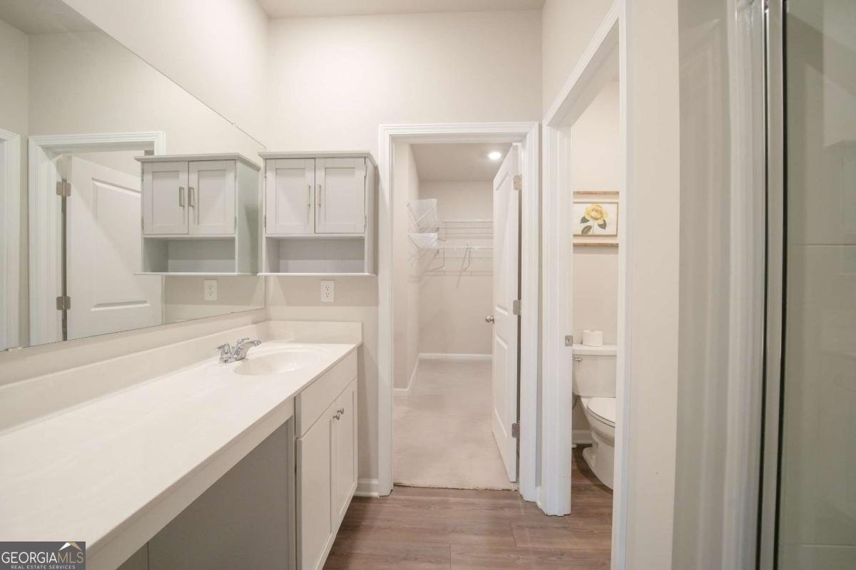 337 AMSTERDAM Way Hampton - 11