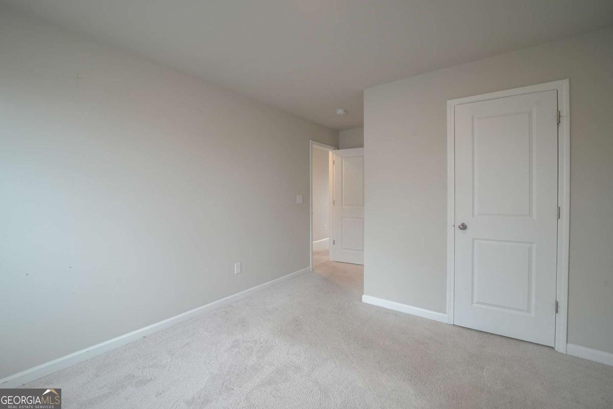 337 AMSTERDAM Way Hampton - 18