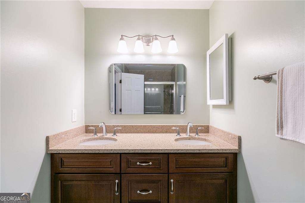 620 Oakstone Way Roswell - 4