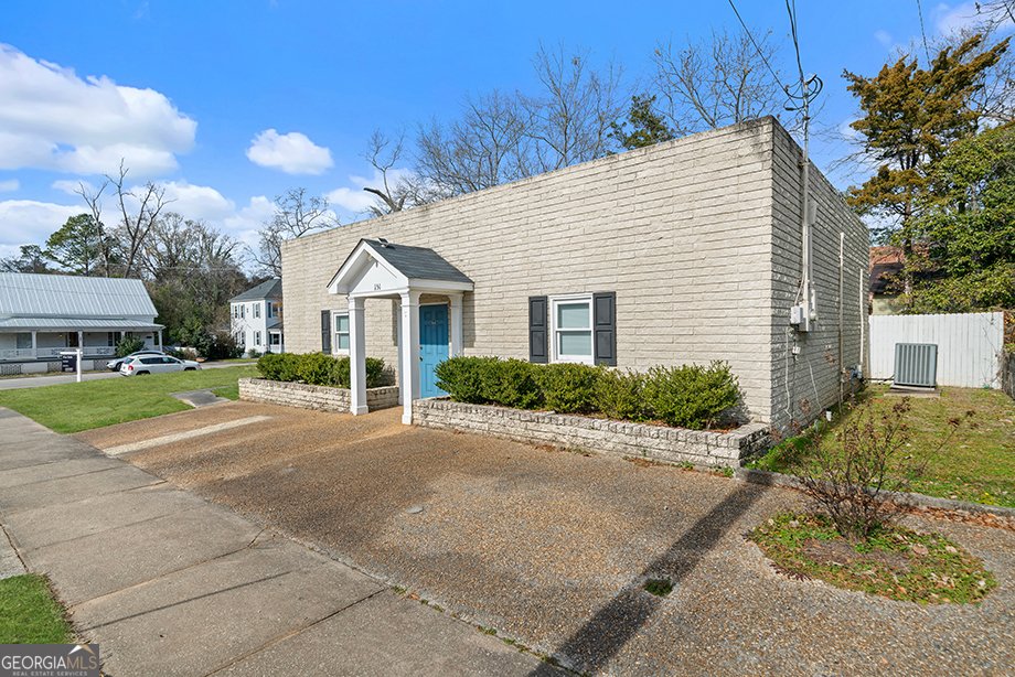 151 Washington Street Milledgeville - 3