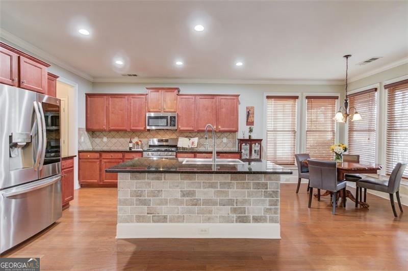 588 MYRTLE TRACE Lane Suwanee - 10