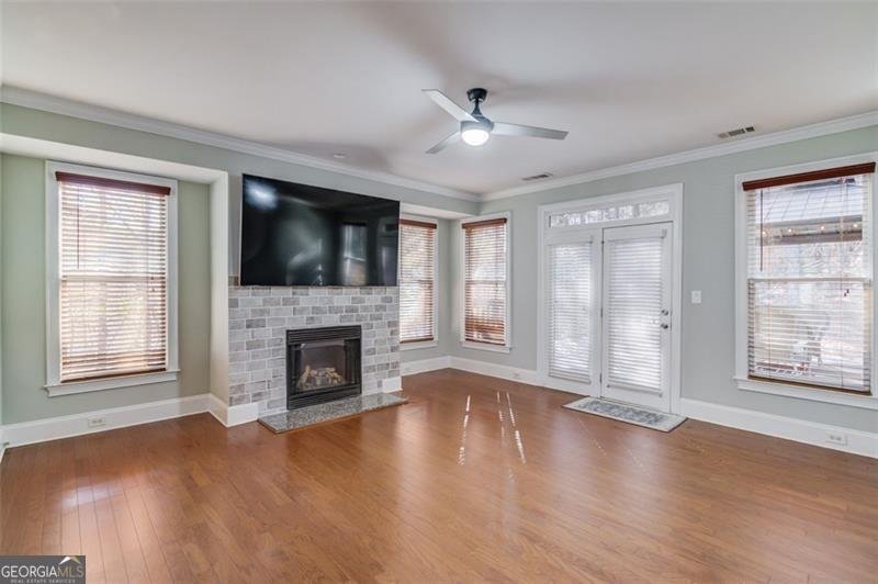588 MYRTLE TRACE Lane Suwanee - 15