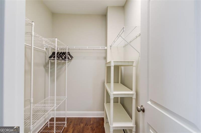 588 MYRTLE TRACE Lane Suwanee - 34