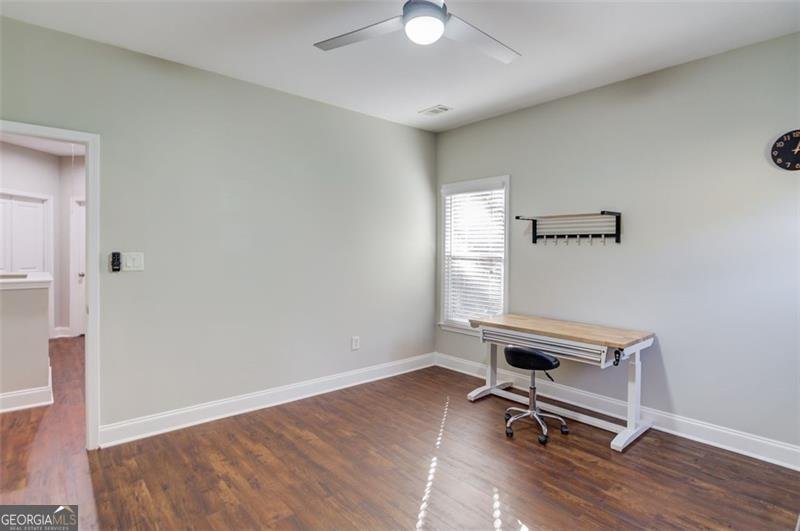 588 MYRTLE TRACE Lane Suwanee - 37