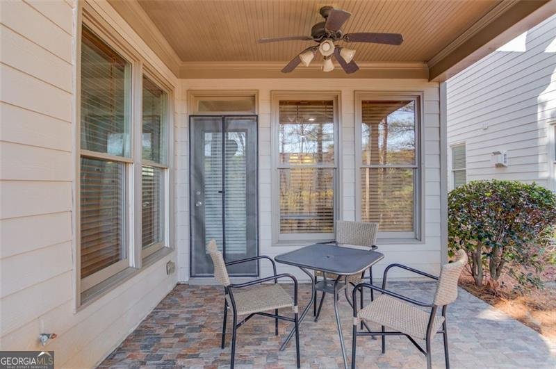 588 MYRTLE TRACE Lane Suwanee - 41