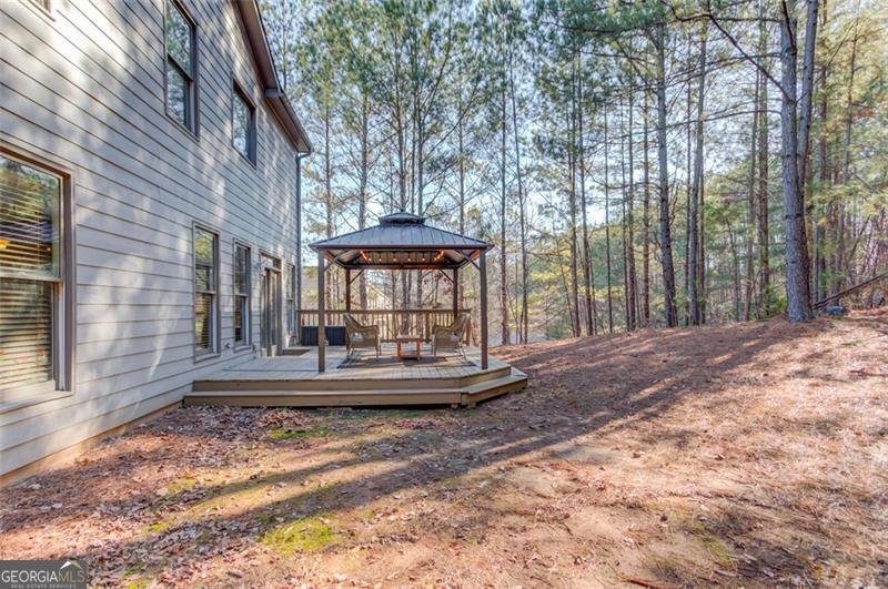 588 MYRTLE TRACE Lane Suwanee - 44