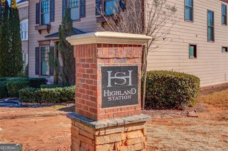 588 MYRTLE TRACE Lane Suwanee - 47