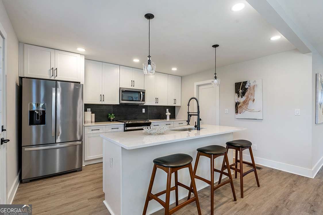 3463 Victoria Street Atlanta - 13