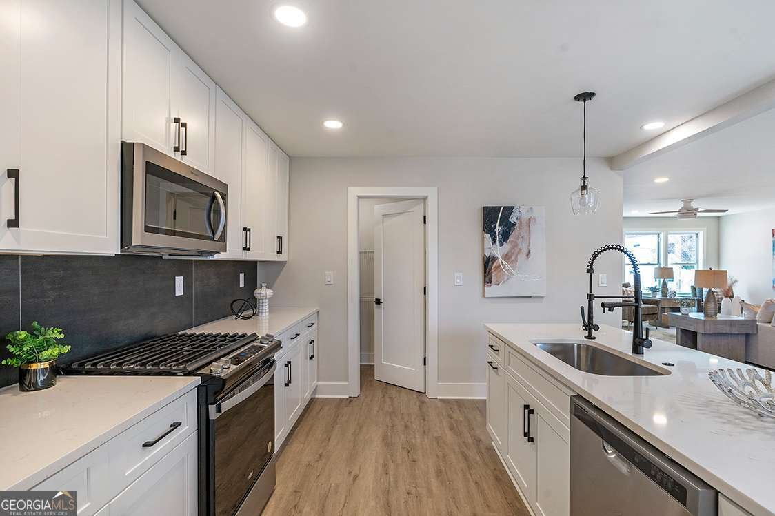 3463 Victoria Street Atlanta - 16