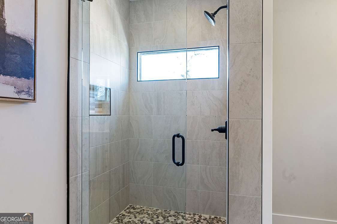 3463 Victoria Street Atlanta - 23