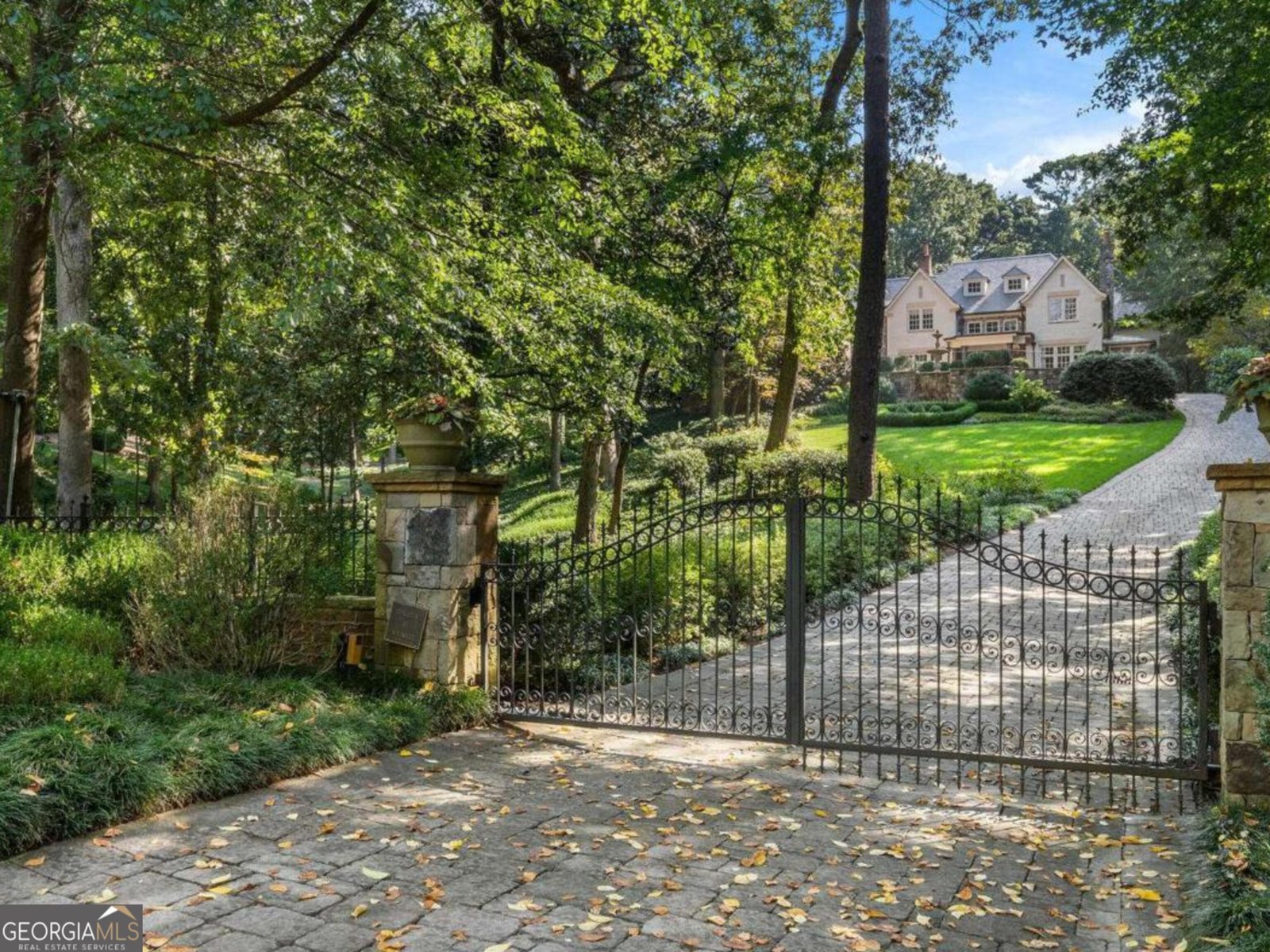 4345 Mount Paran Parkway Atlanta - 1