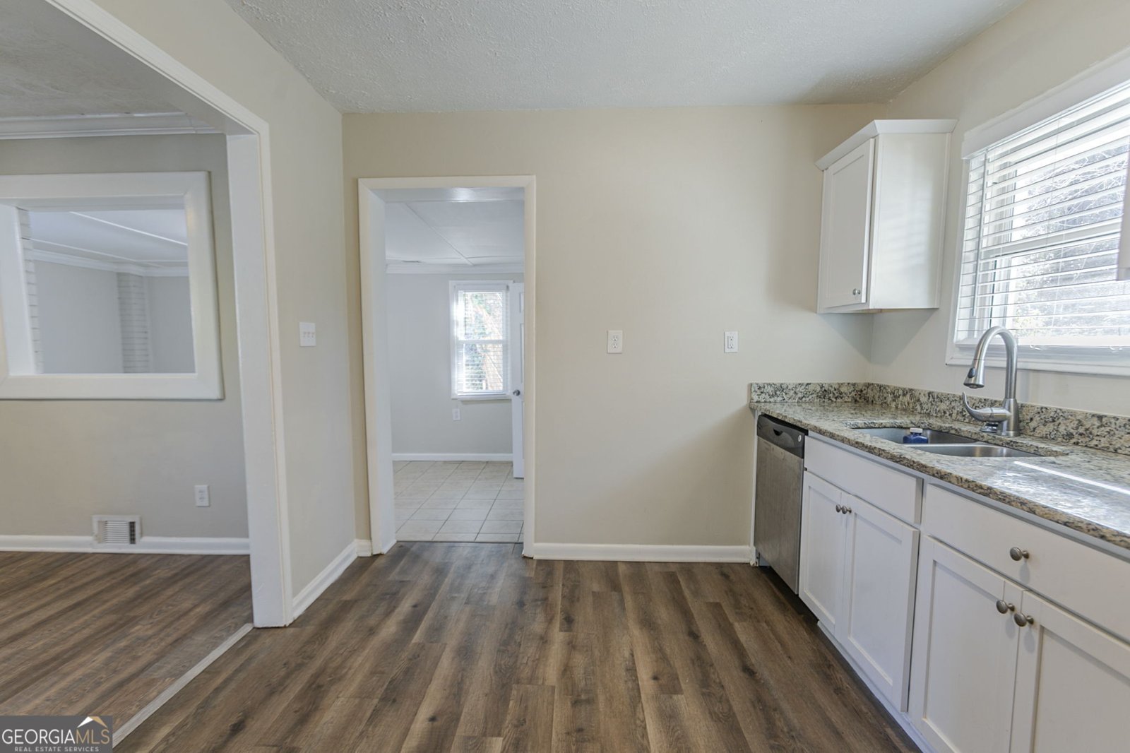 1883 La Mesa Lane Decatur - 8