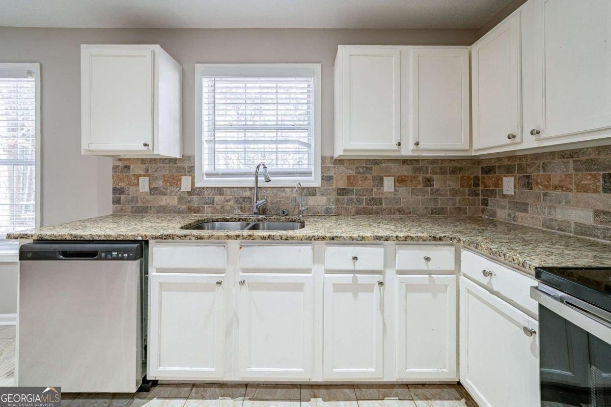 7110 Ravenwood Lane Lithonia - 10