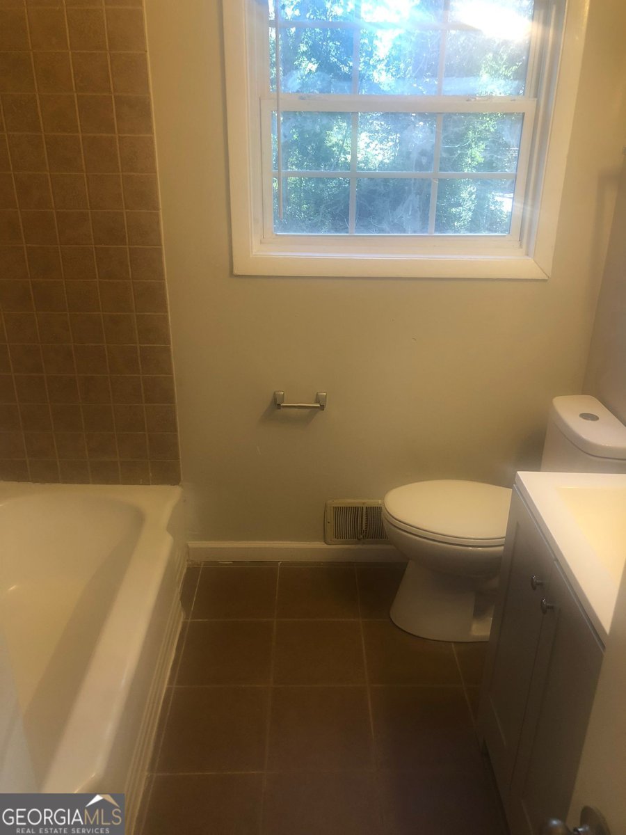 2176 Lilac Lane Decatur - 9