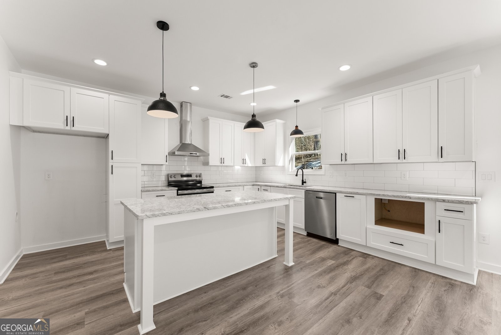 5055 PEACH MOUNTAIN Circle Gainesville - 18