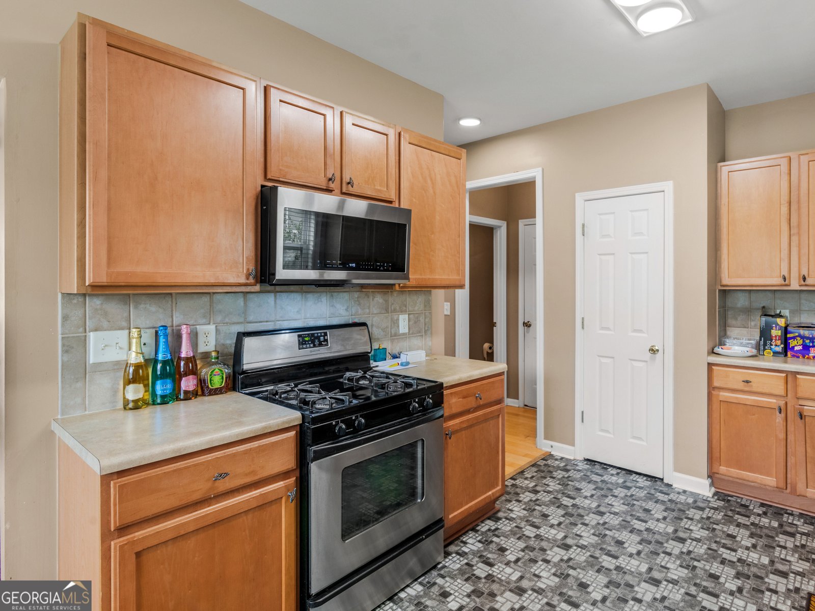 7356 Blue Jay Way Union City - 4