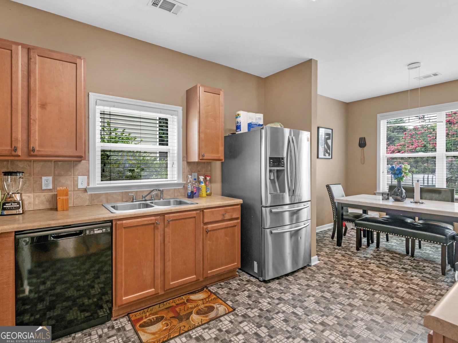 7356 Blue Jay Way Union City - 6