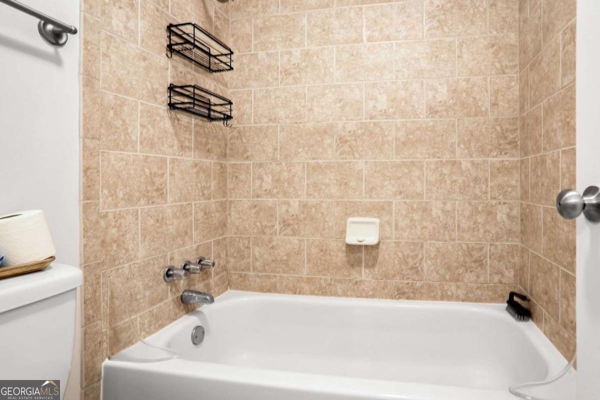1468 BRIARWOOD Road Brookhaven - 24