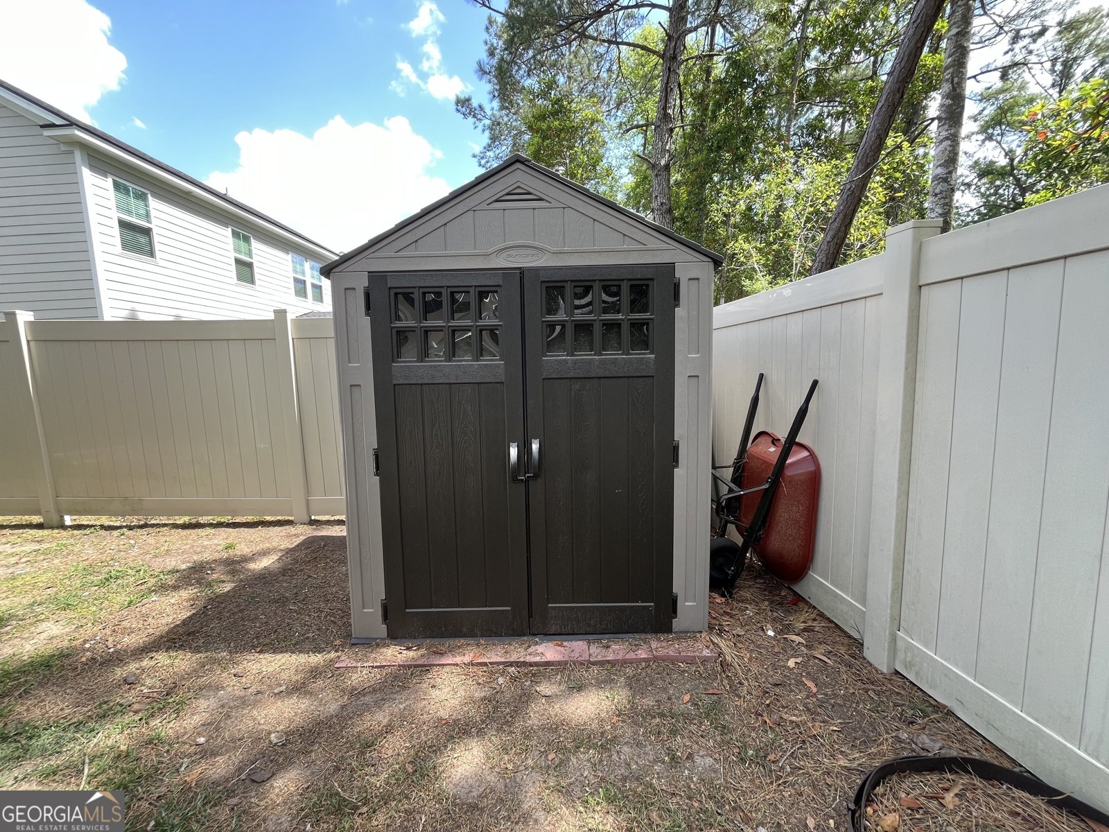 143 Madeira Drive Brunswick - 33