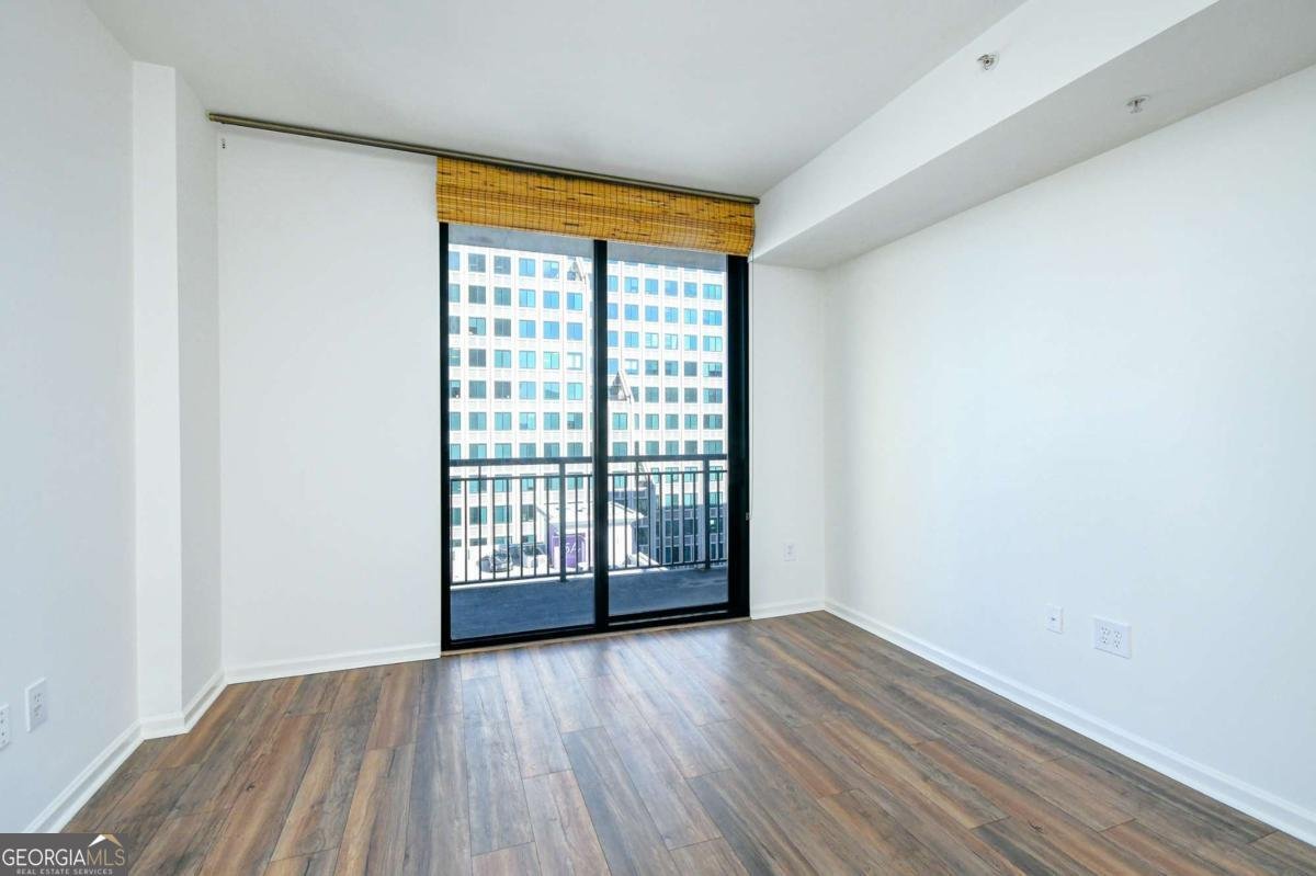 3040 Peachtree Road Atlanta - 12