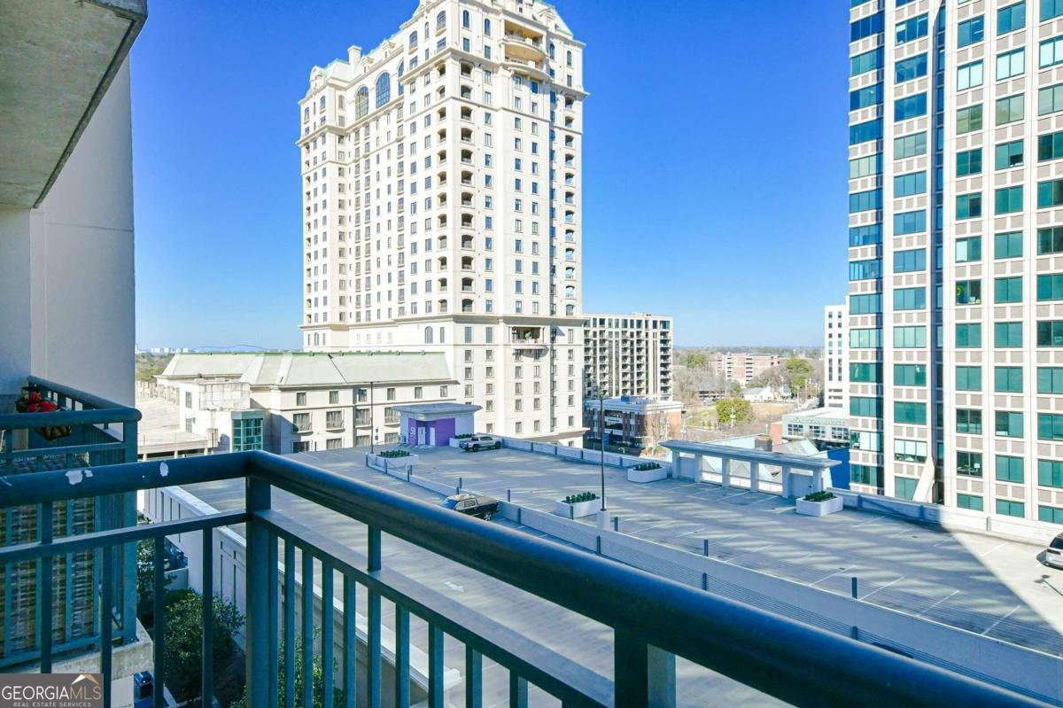 3040 Peachtree Road Atlanta - 25