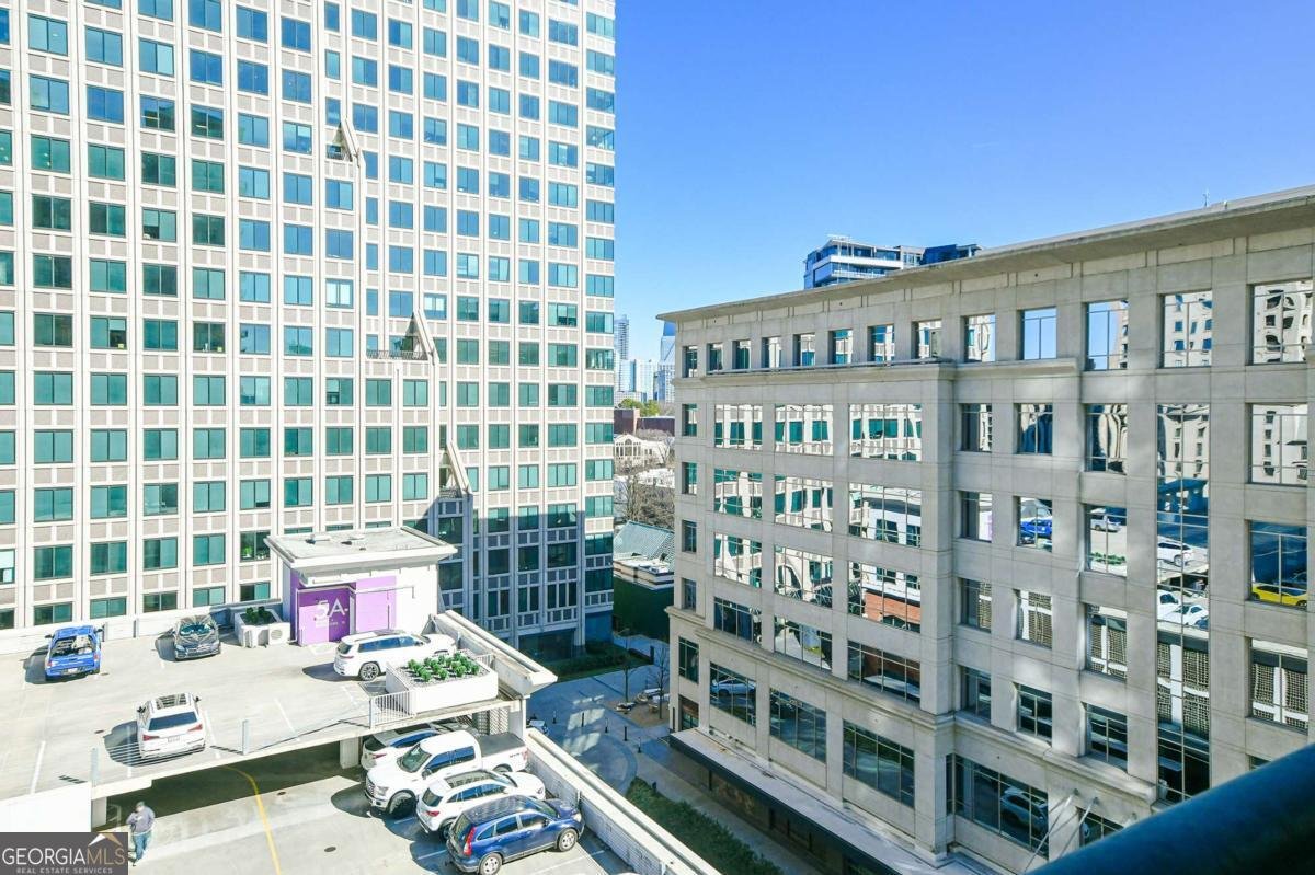 3040 Peachtree Road Atlanta - 26