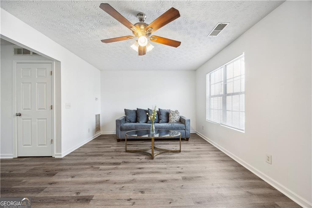 5547 Strathmoor Manor Circle Lithonia - 1