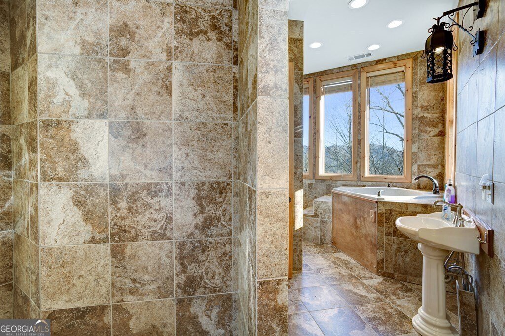 1613 Clark Drive Hiawassee - 30