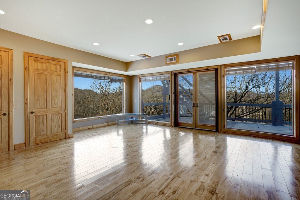 1613 Clark Drive Hiawassee - 33