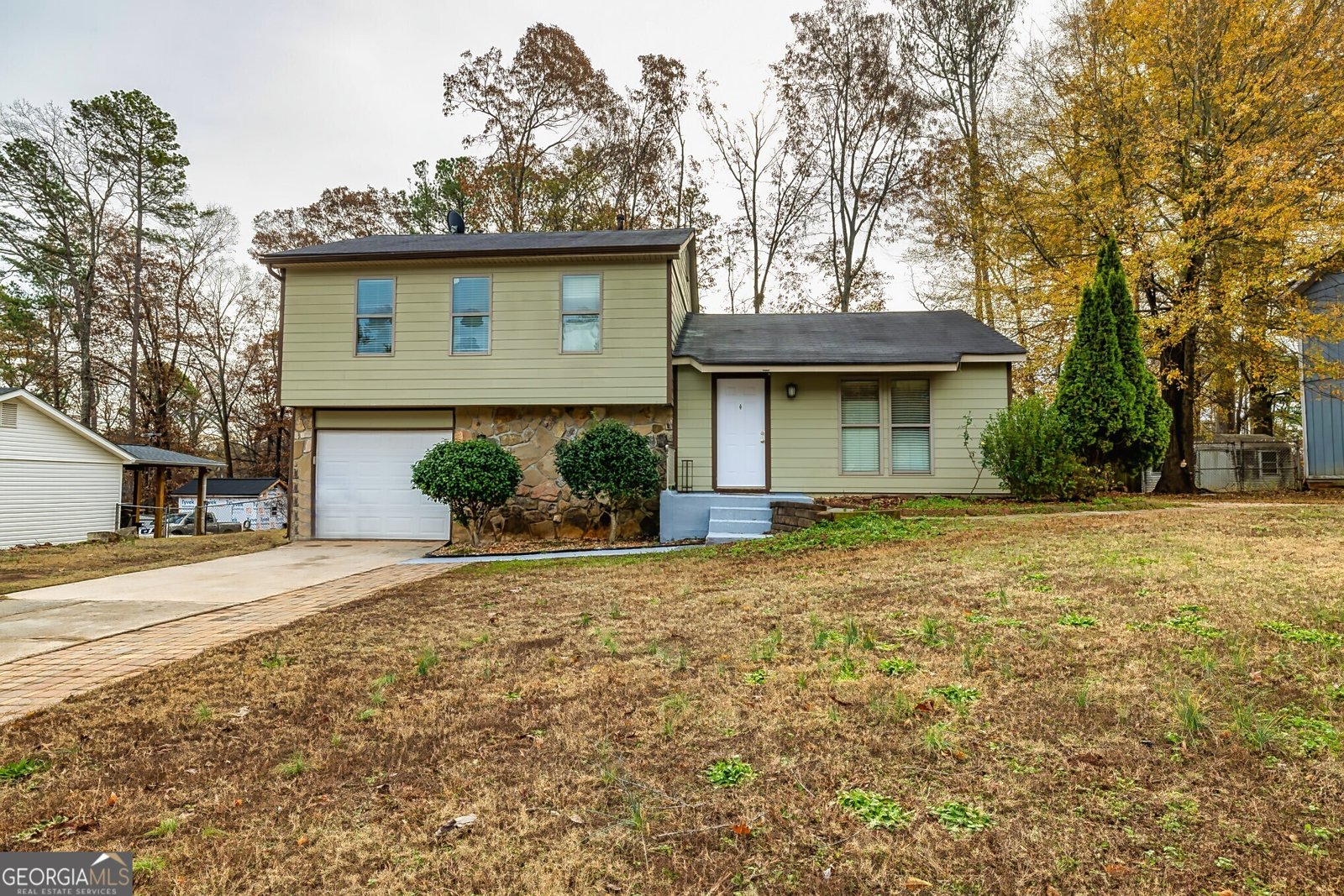 2994 Meadow Wood Court Lawrenceville - 1