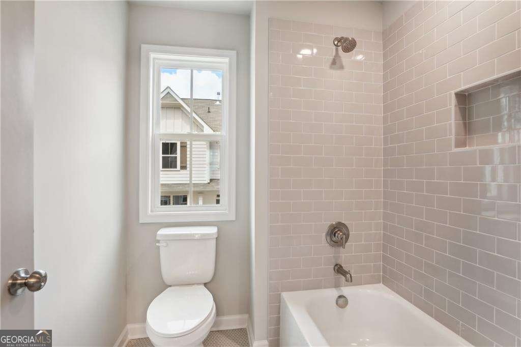 3827 Cottage Circle Tucker - 25