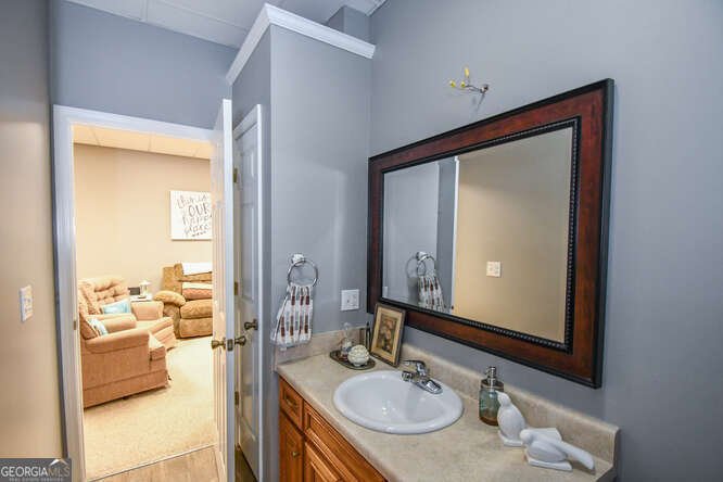 512 Running Deer Road Cleveland - 43