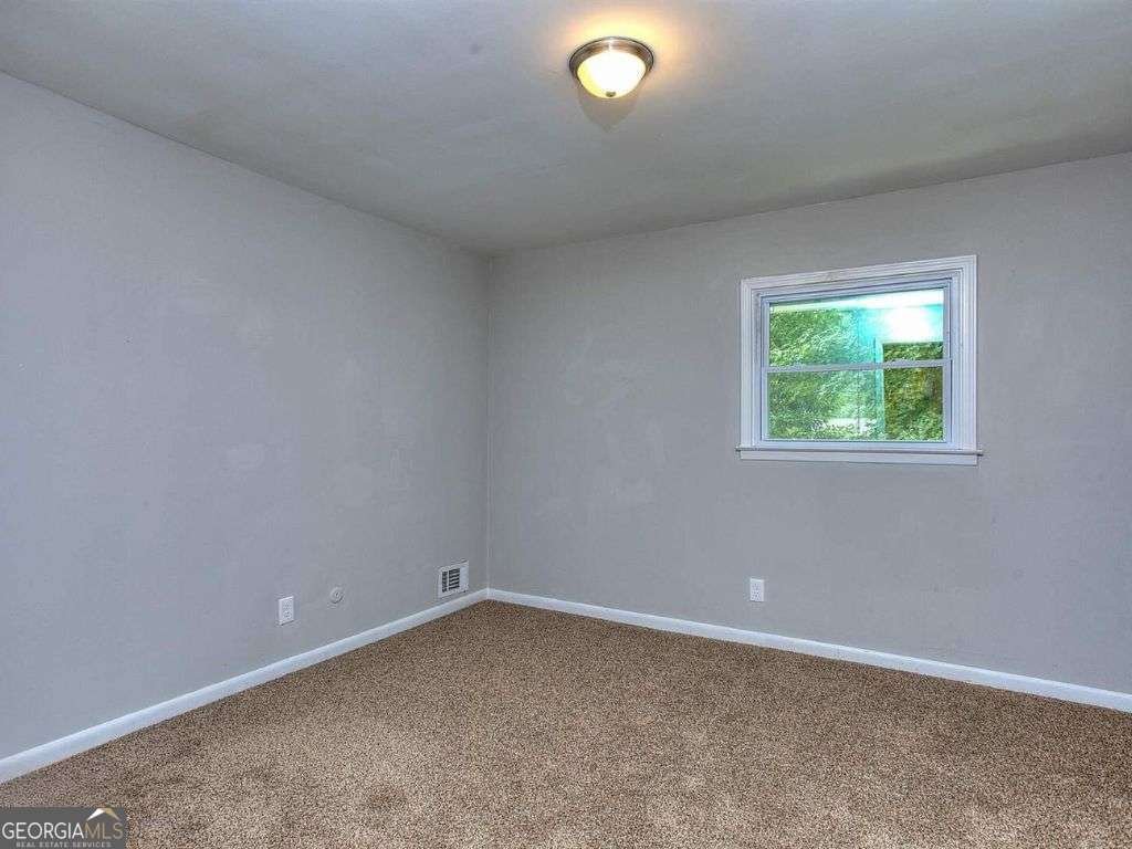 3031 Golden Drive East Point - 13