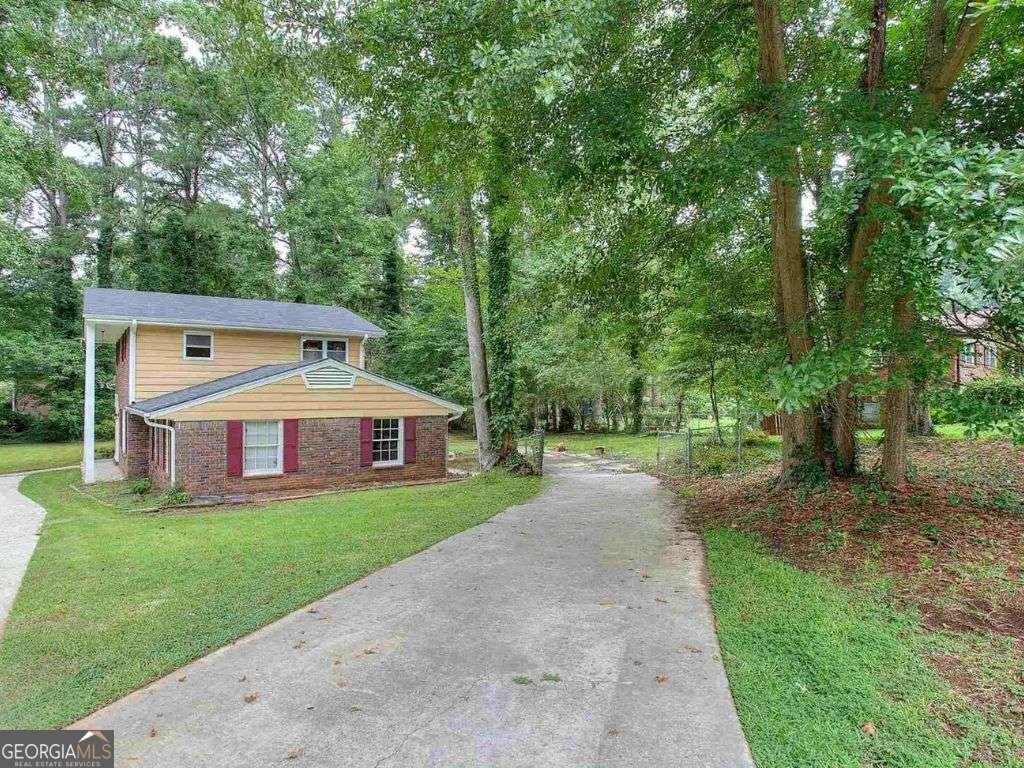3031 Golden Drive East Point - 19