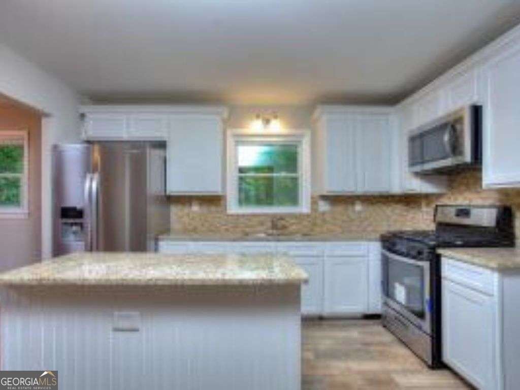 3031 Golden Drive East Point - 6