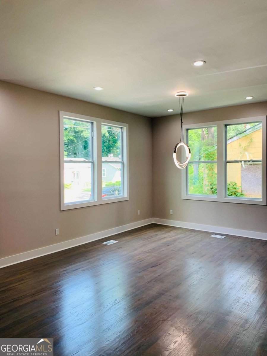 1054 Ira Street Atlanta - 4