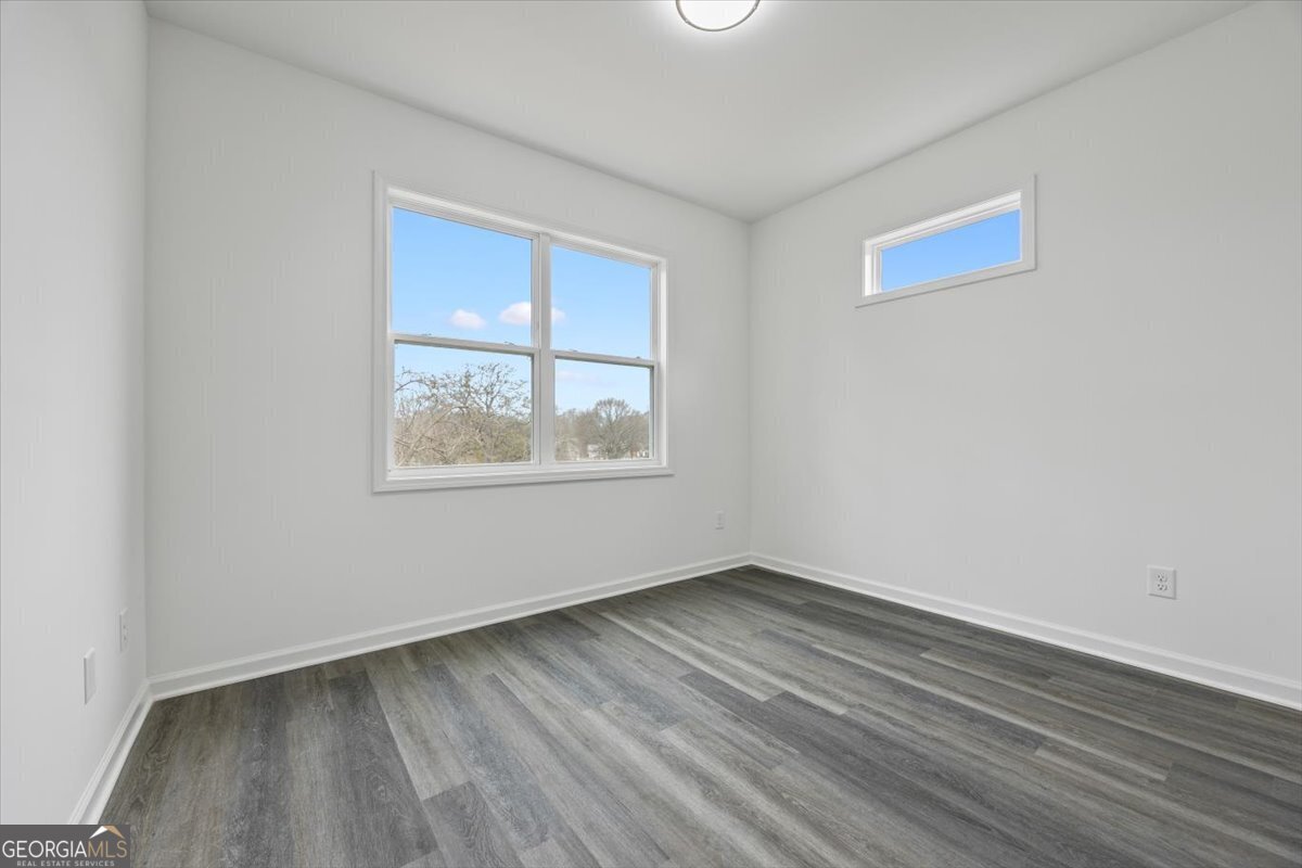 550 Paines Avenue Atlanta - 12