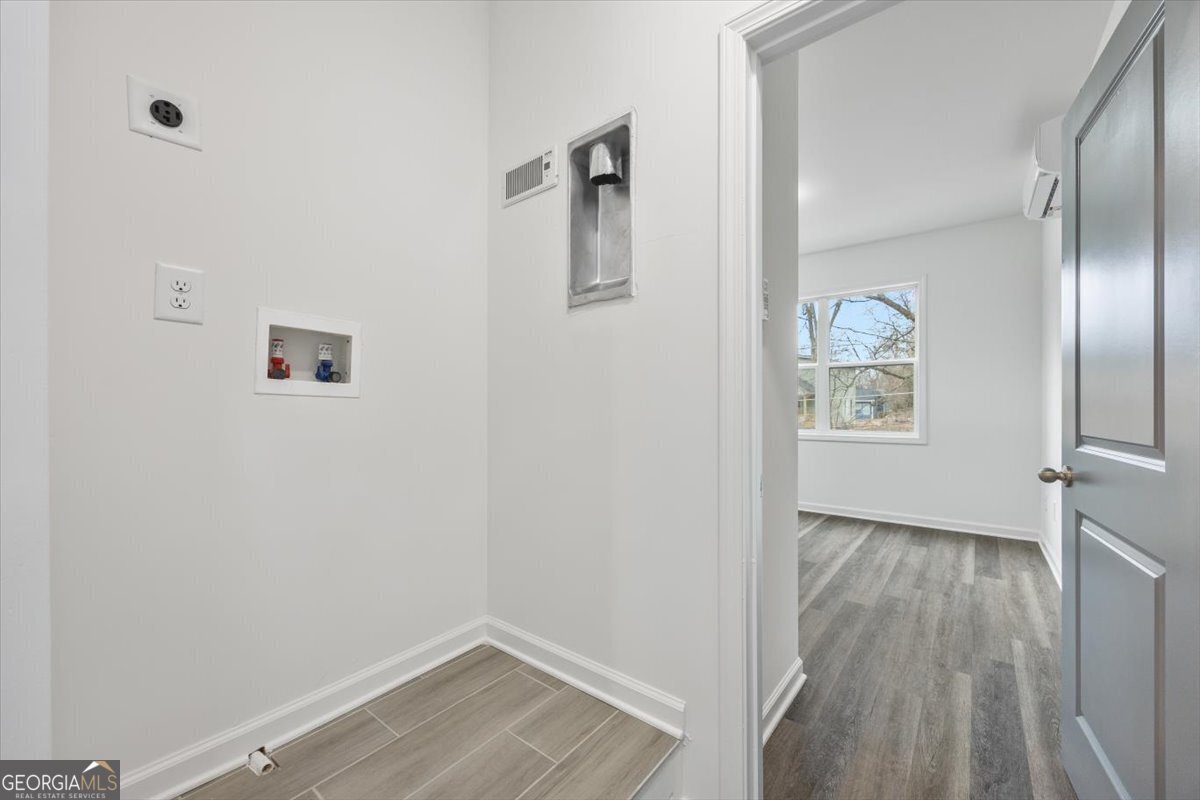 550 Paines Avenue Atlanta - 18