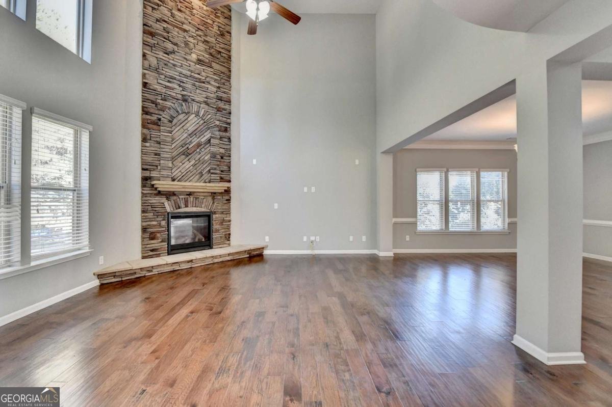 490 La Perla Drive Sugar Hill - 20