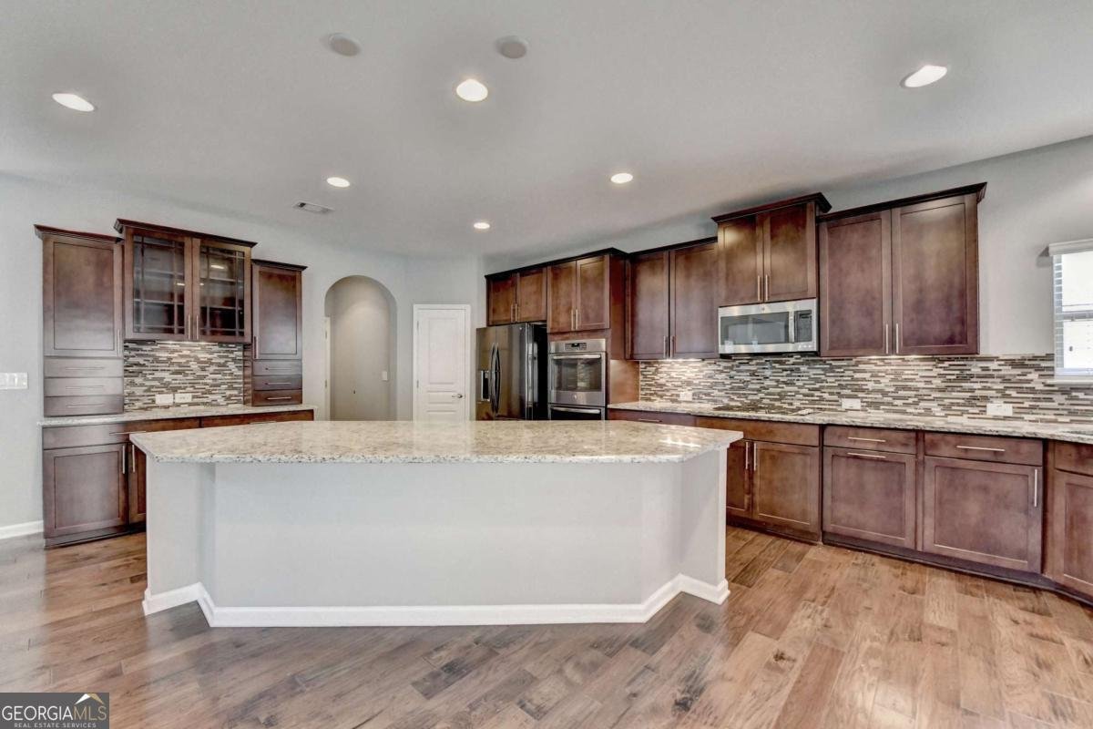 490 La Perla Drive Sugar Hill - 24