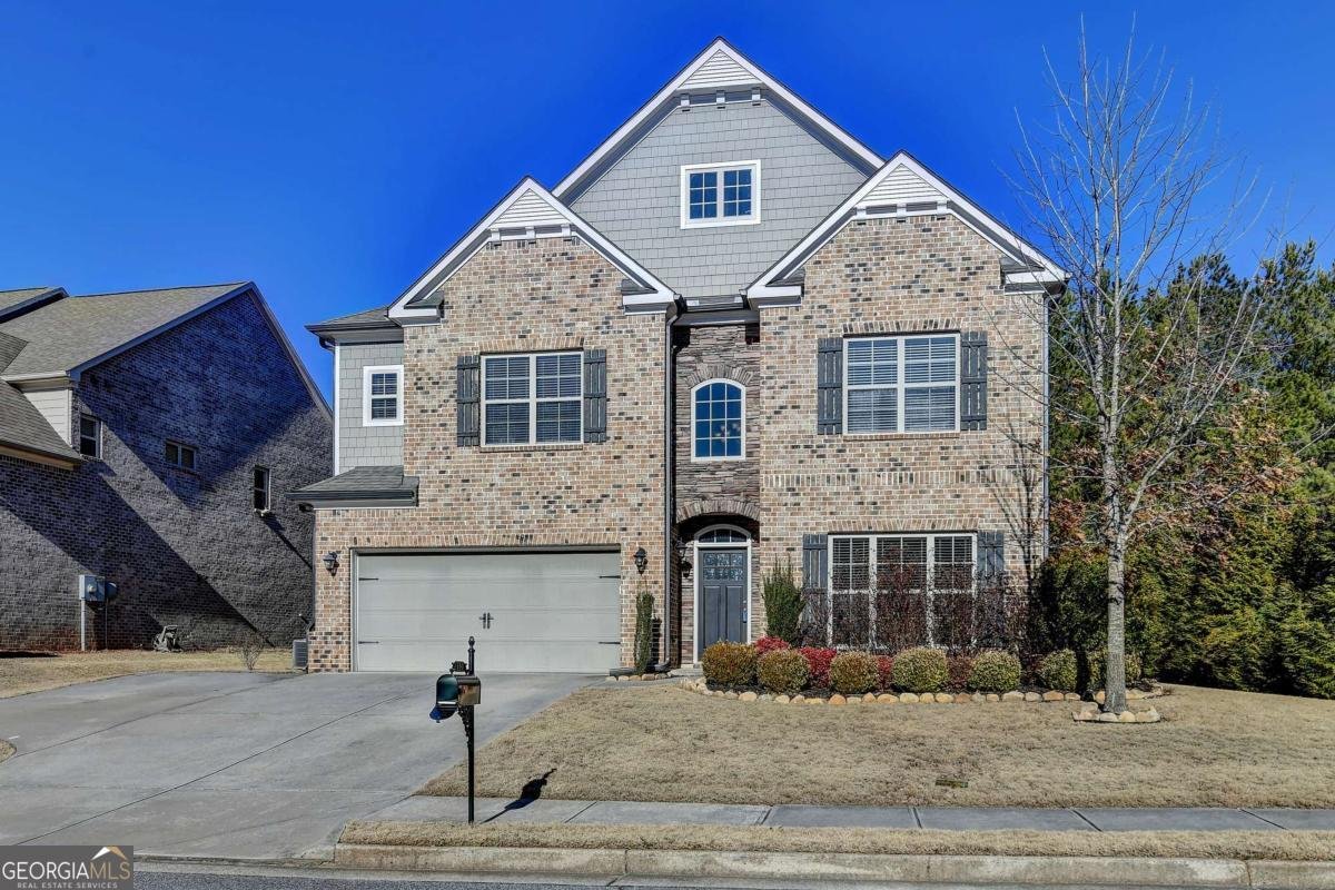 490 La Perla Drive Sugar Hill - 3
