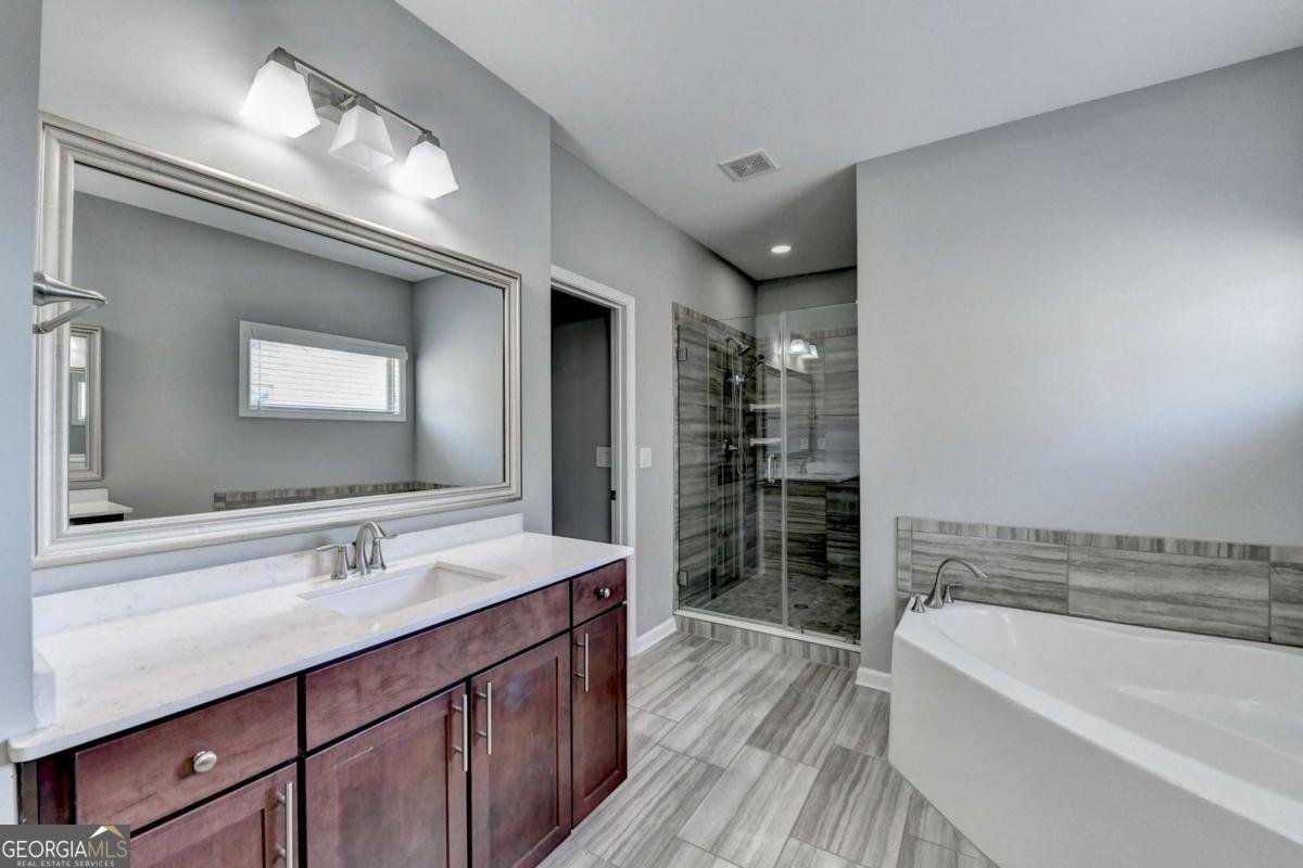 490 La Perla Drive Sugar Hill - 65