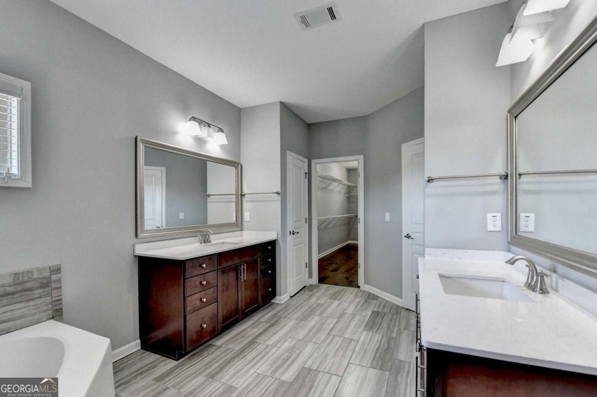 490 La Perla Drive Sugar Hill - 67
