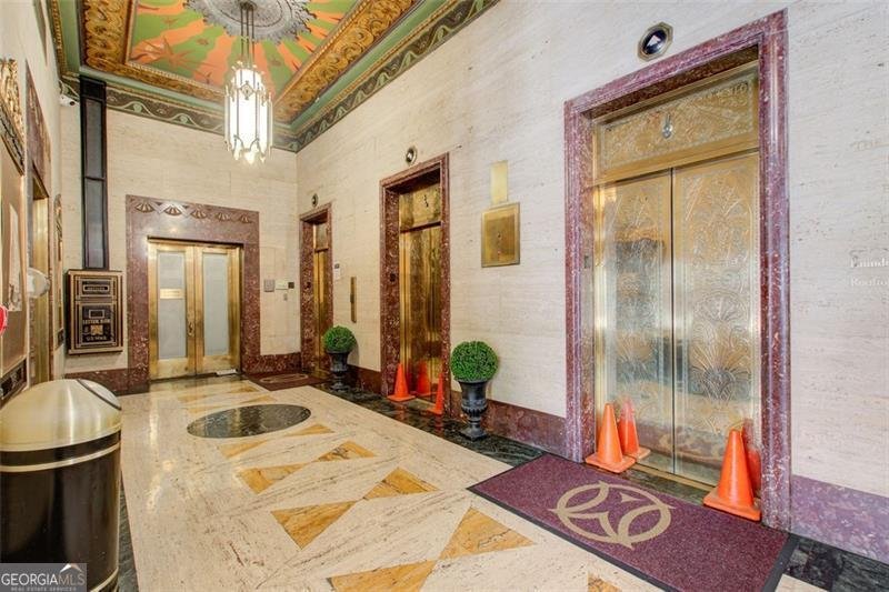 32 PEACHTREE Street Atlanta - 4