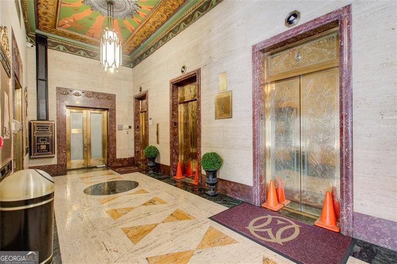32 PEACHTREE Street Atlanta - 5