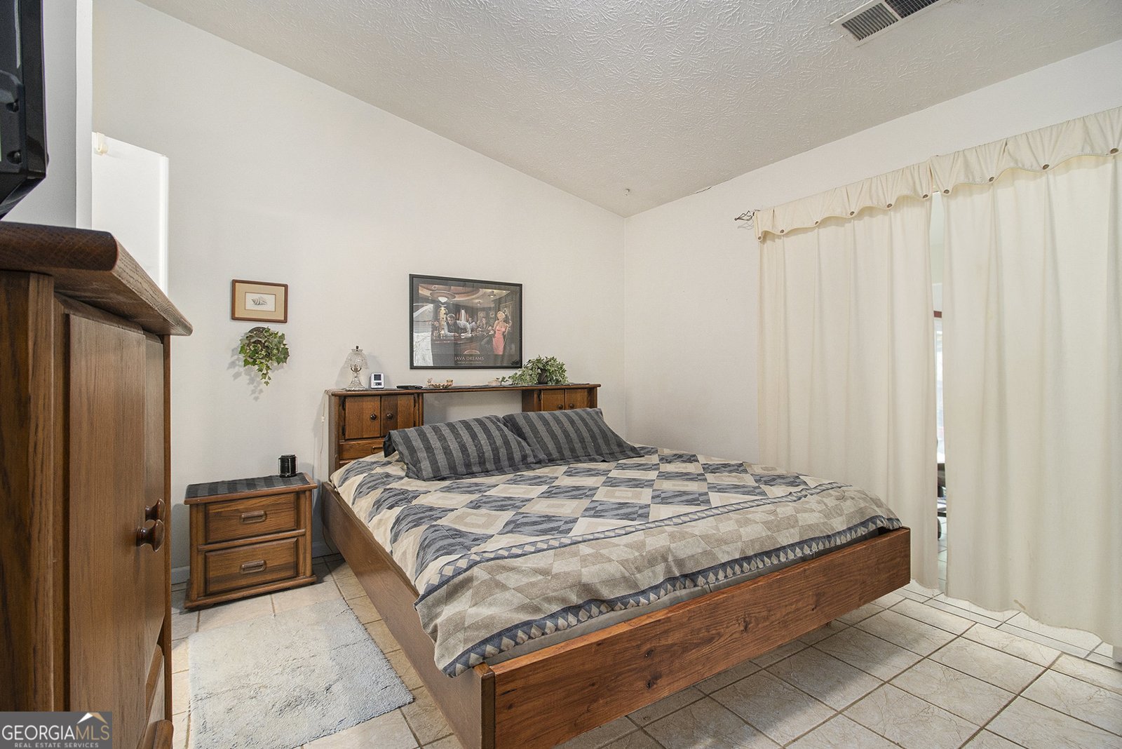 546 Paden Drive Lawrenceville - 17