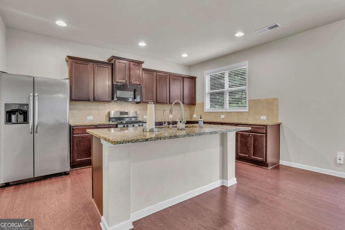 1354 Slate Bend Drive Dacula - 12