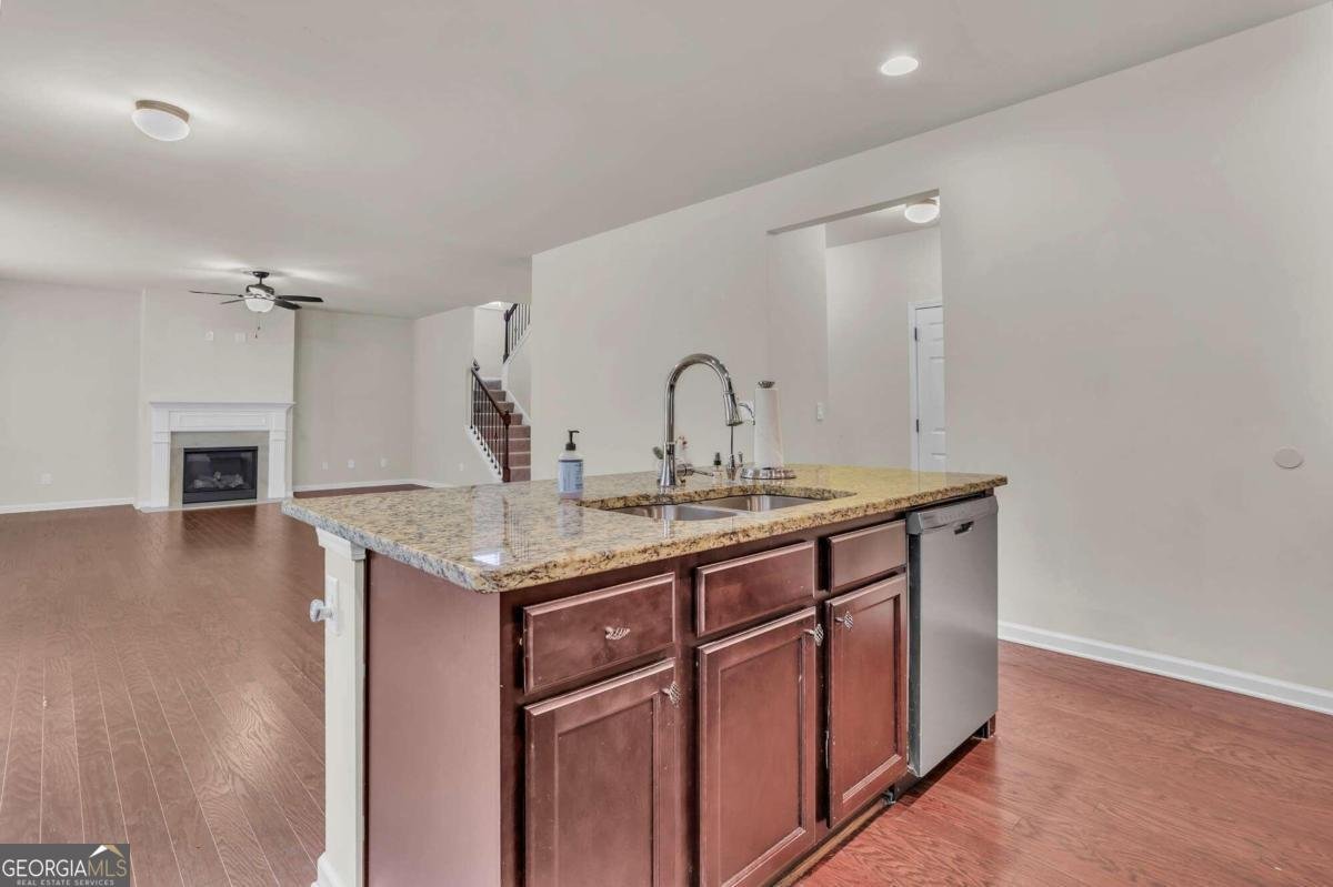 1354 Slate Bend Drive Dacula - 14