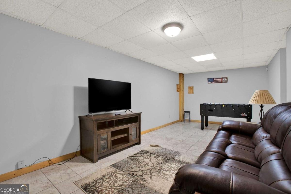1122 Beaver Lake Drive Ellijay - 30
