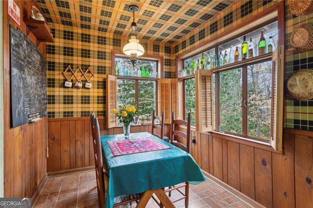 3781 Narmore Drive Atlanta - 19